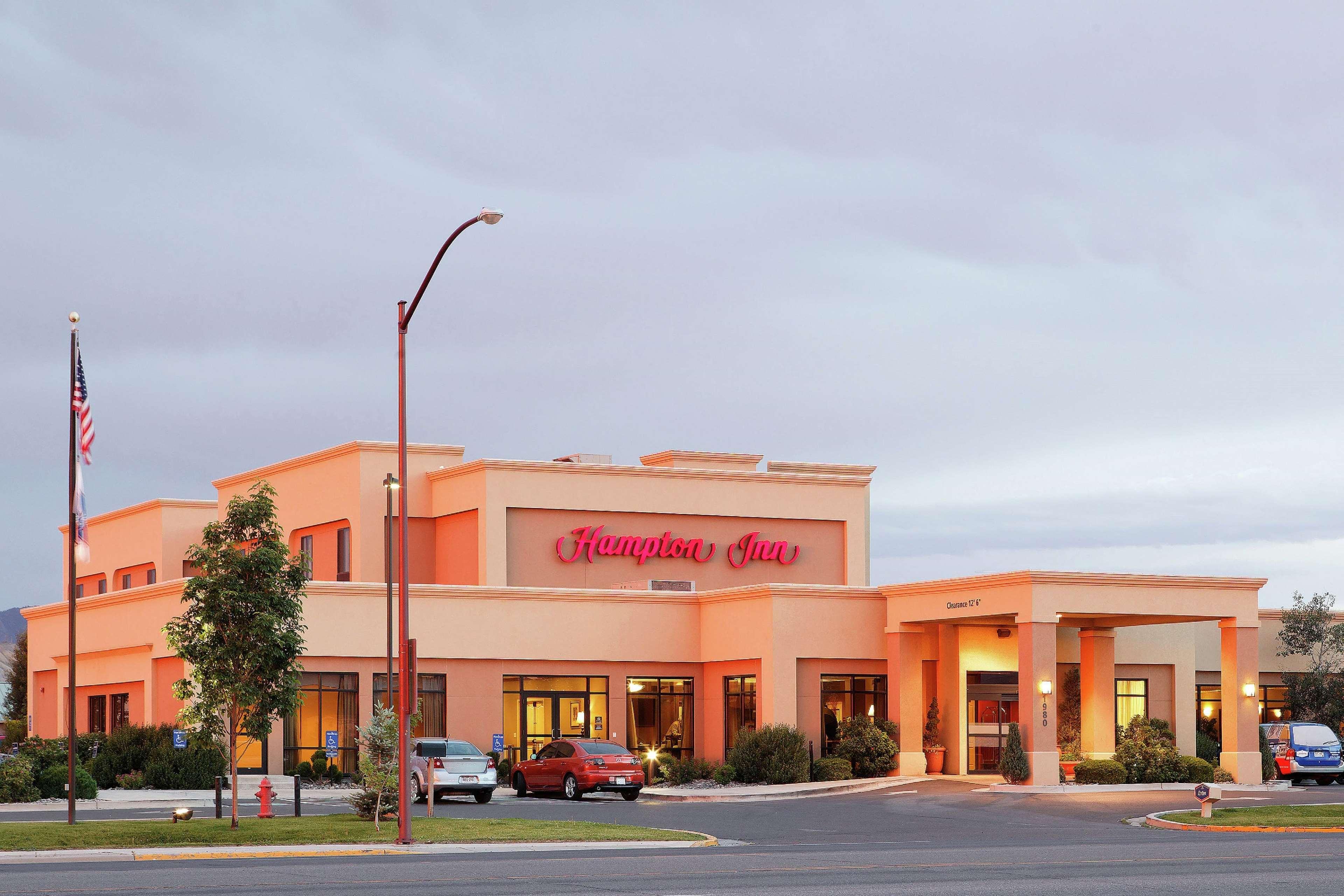 Hampton Inn By Hilton Montrose Exterior photo