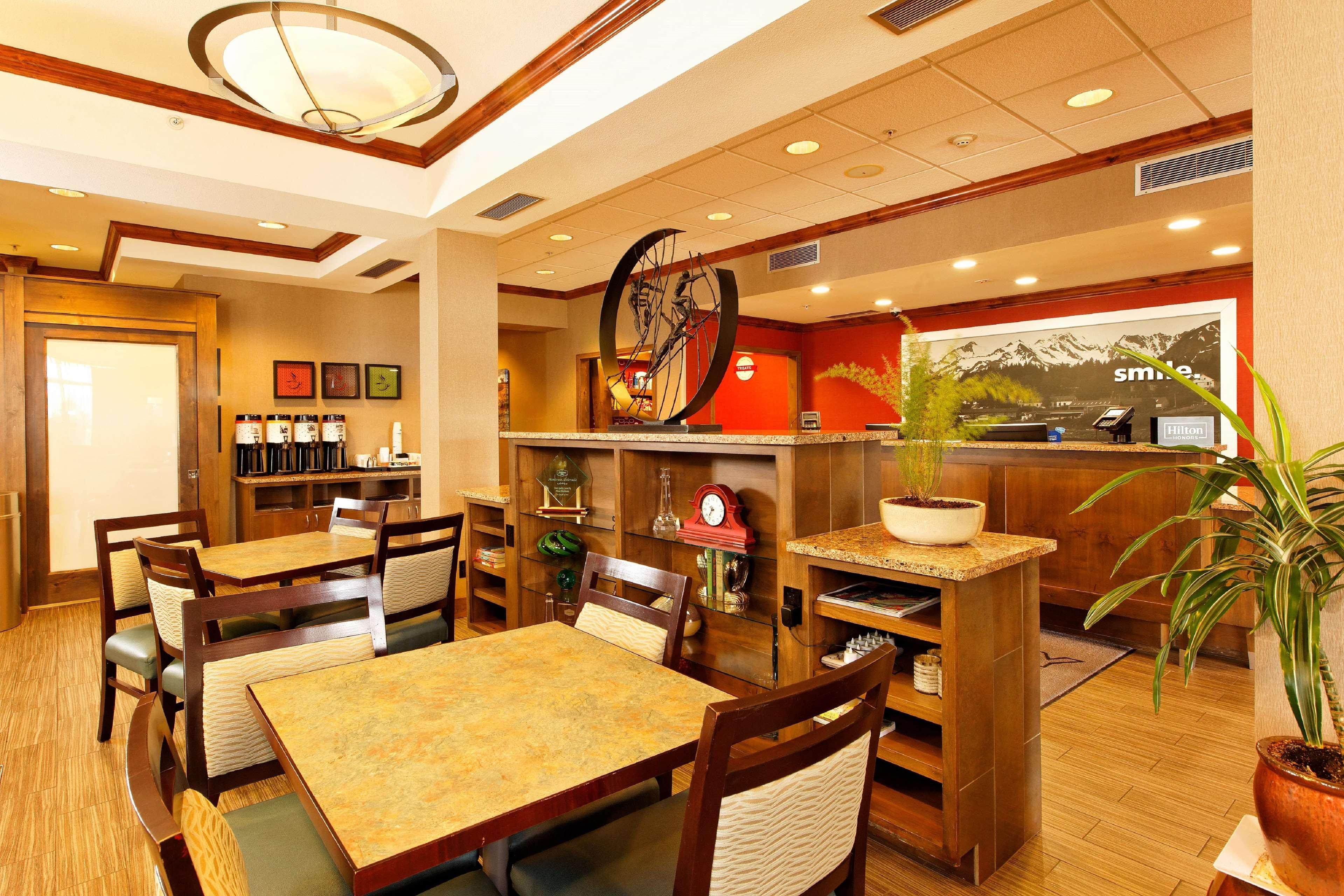 Hampton Inn By Hilton Montrose Exterior photo